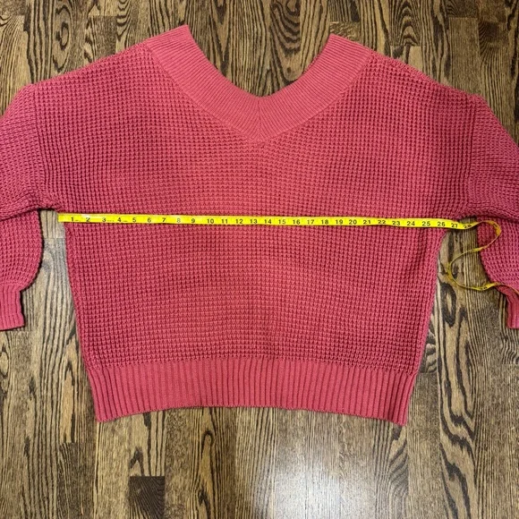Zenana Outfitters Raspberry V-Neck Sweater - Picture 4 of 8
